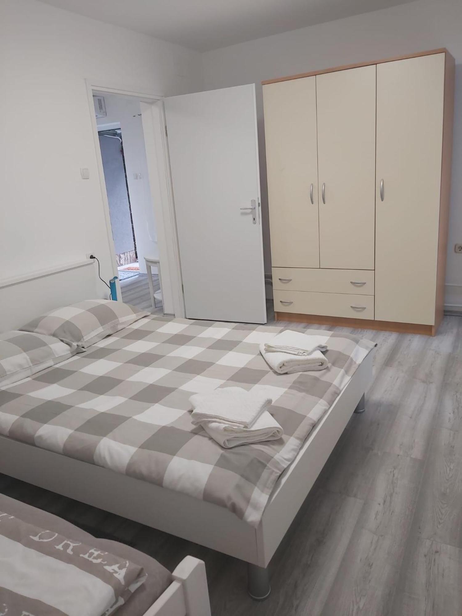 Pepa Zg Apartamento Zagreb Exterior foto